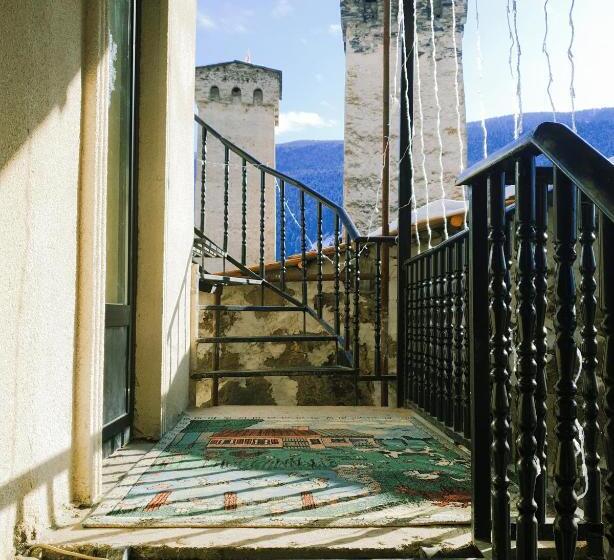 پانسیون Old View