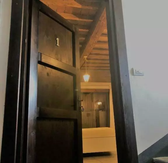 ベッドアンドブレックファースト Il Contado  Room And Breakfast