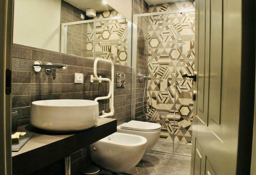 مبيت وإفطار Locanda San Tomaso Affittacamere