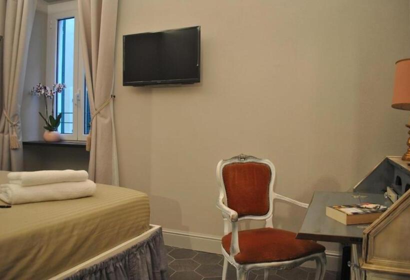 مبيت وإفطار Locanda San Tomaso Affittacamere