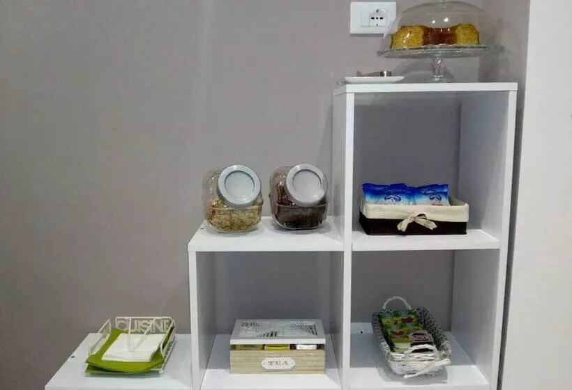 تختخواب و صبحانه Minerva Guest House