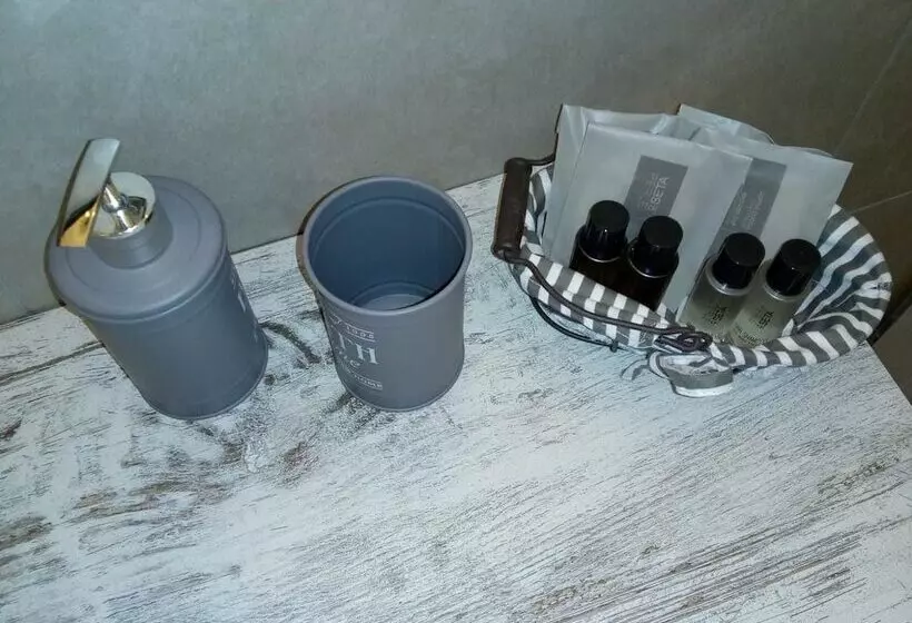 تختخواب و صبحانه Minerva Guest House