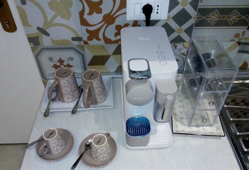 تختخواب و صبحانه Minerva Guest House