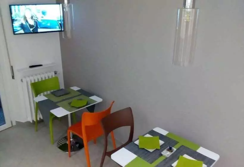 تختخواب و صبحانه Minerva Guest House