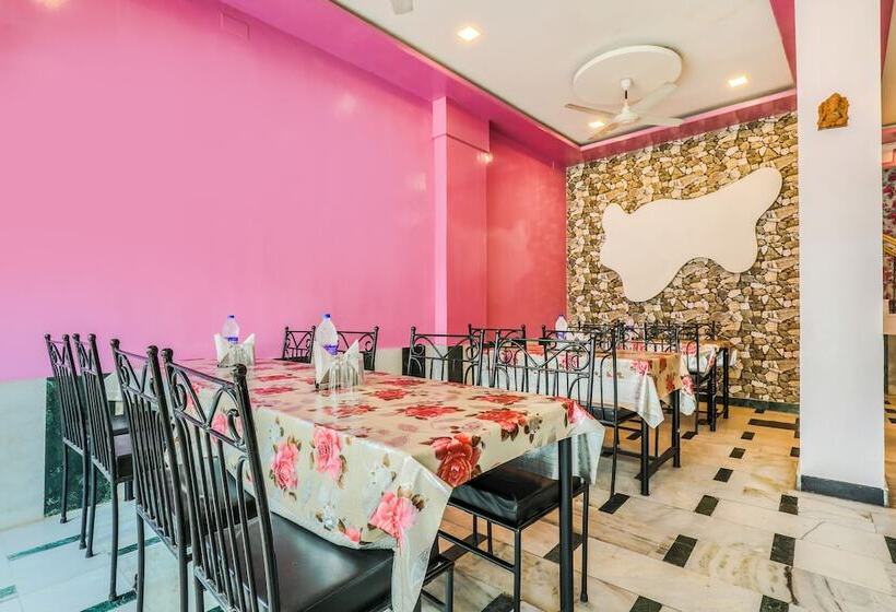 Hotel Fabexpress Mewar Darshan