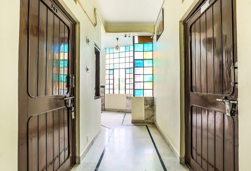 Hotel Fabexpress Mewar Darshan