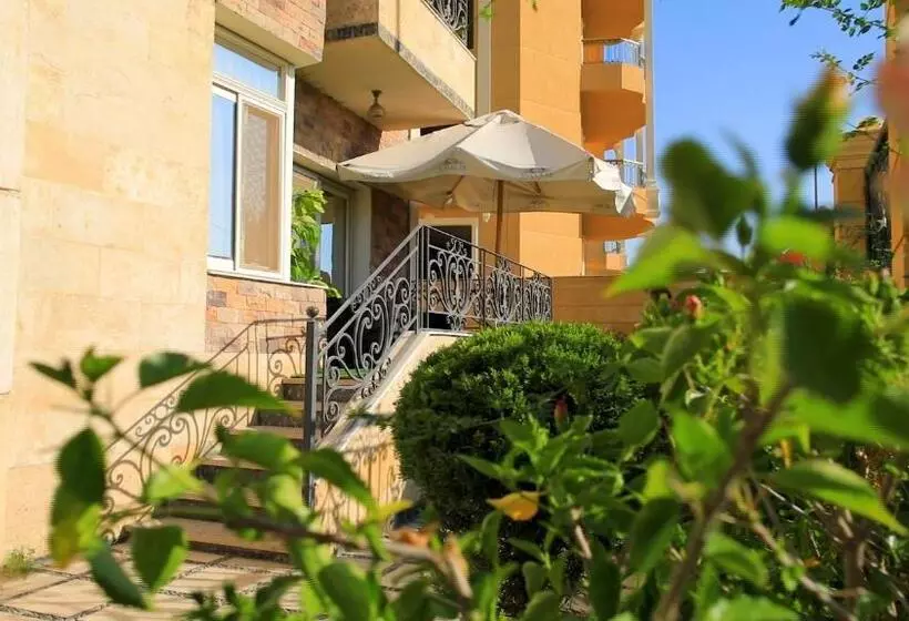 Villa 14 Suites
