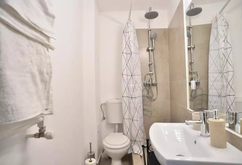 Heights Accommodation City Center