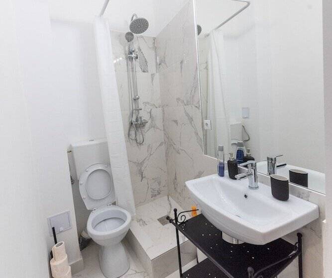 Heights Accommodation City Center