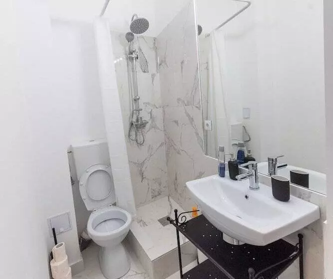 Heights Accommodation City Center