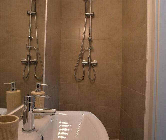 Heights Accommodation City Center