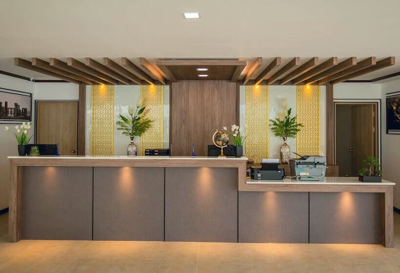 בית מלון כפרי B2 Nakhonsawan Premier