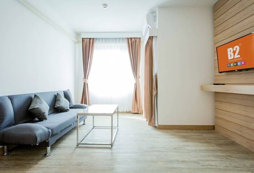 בית מלון כפרי B2 Nakhonsawan Premier