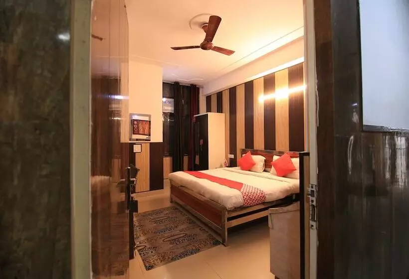 Hotelli Greno House