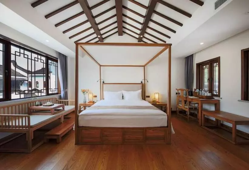 ホテル Maison New Century Nanxun Huzhou