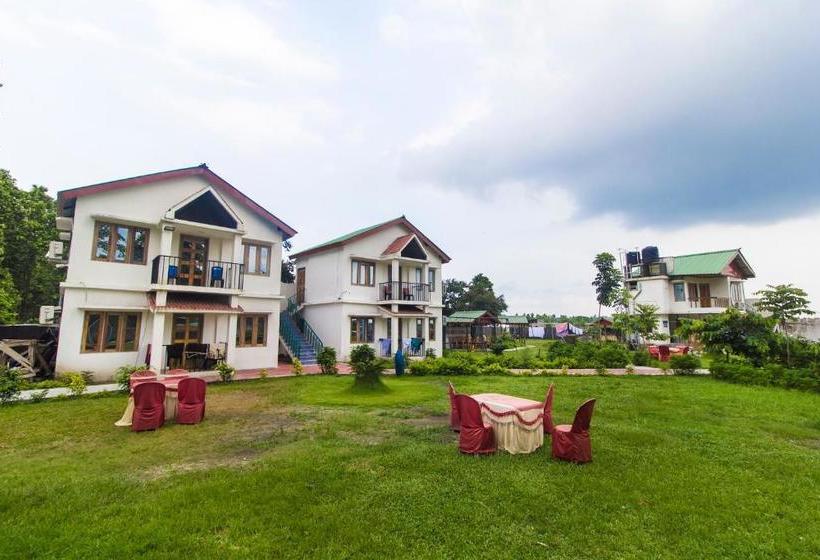 Flagship Brindawan Hotel And Resorts