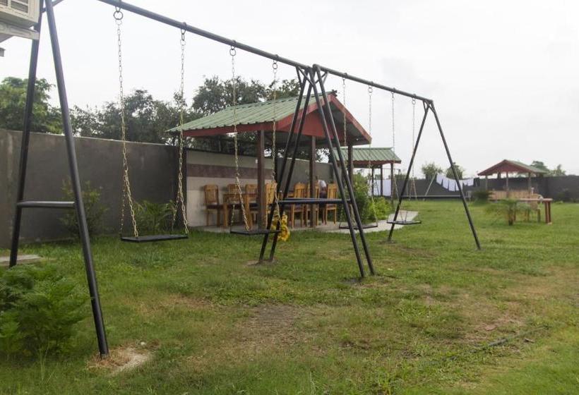 Flagship Brindawan Hotel And Resorts