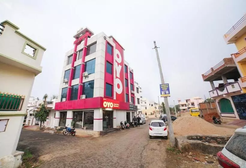 Oyo 18425 Hotel Blue Mountain