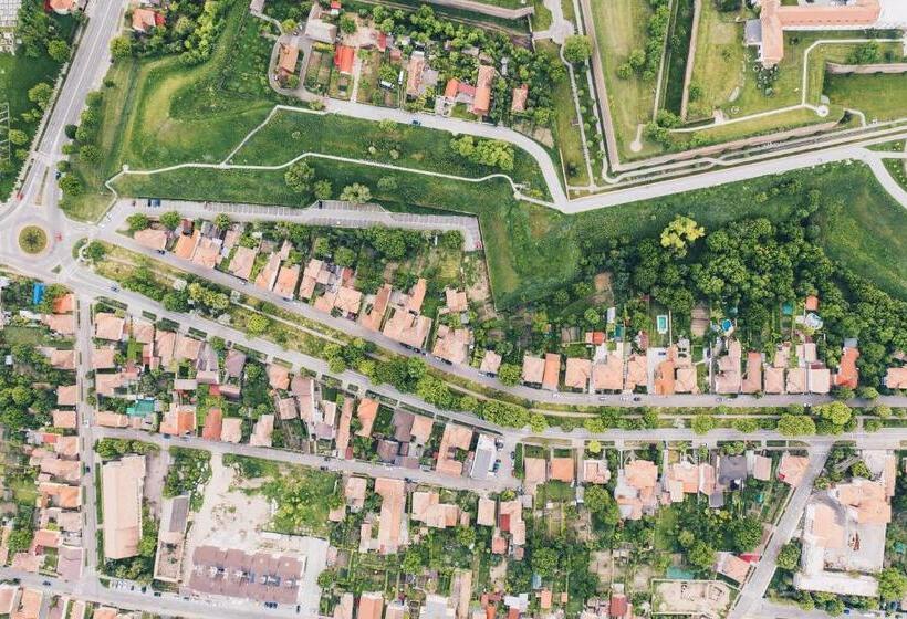 پانسیون Derby Ah