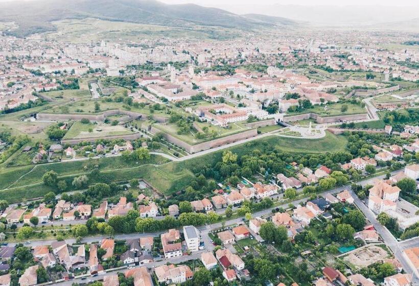 پانسیون Derby Ah