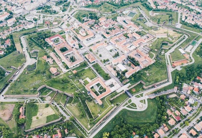 پانسیون Derby Ah