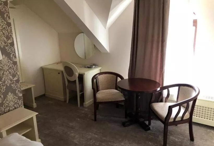 ベッドアンドブレックファースト Ana Boutique