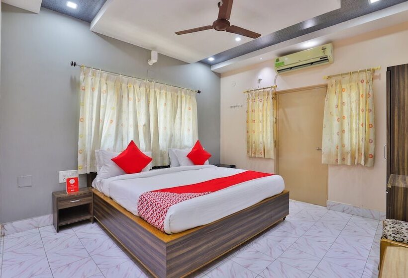 Hotel Collection O Triveni