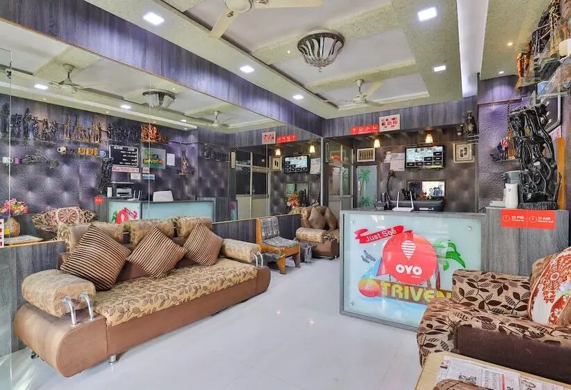 Hotelli Collection O  Triveni