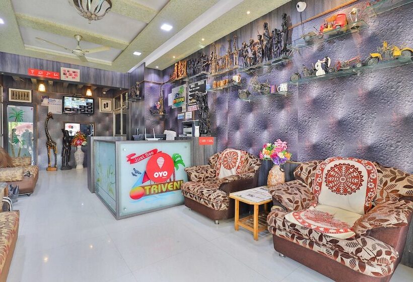 Hotel Collection O Triveni