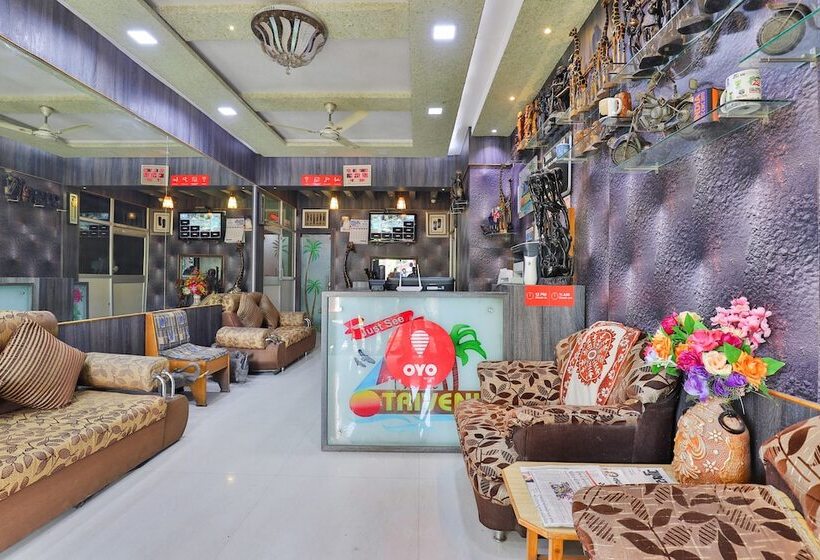 Hotel Collection O Triveni