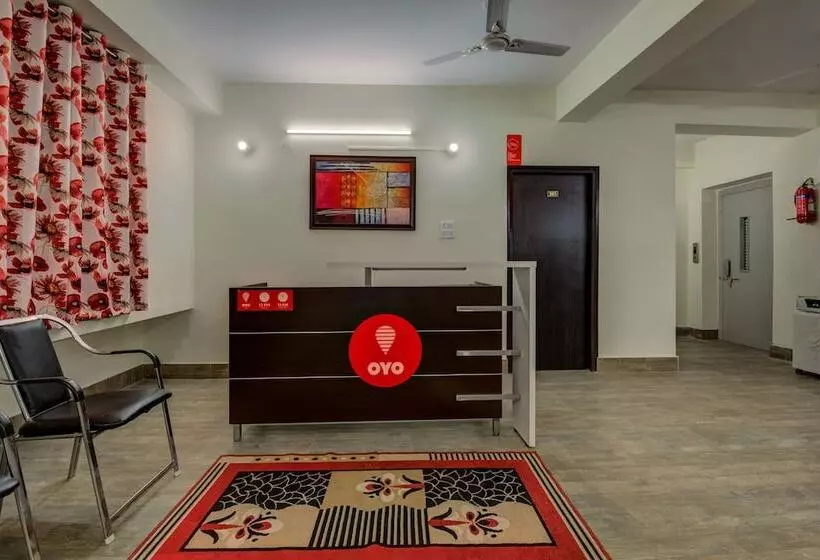 هتل Oyo 10945 Sai Guest House