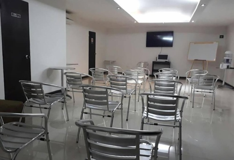 Otel Plaza Norte Cali