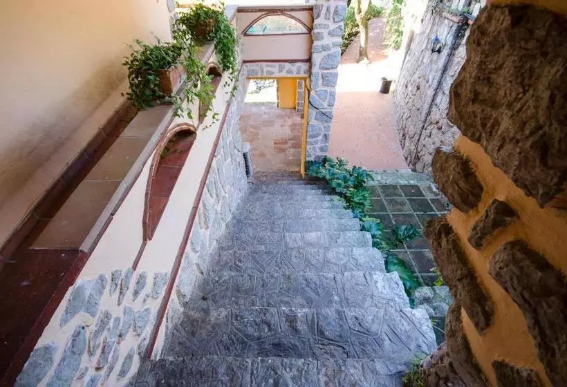 Majatalo Apartment Vacarisses Torreblanca Estación, Piscina Privada