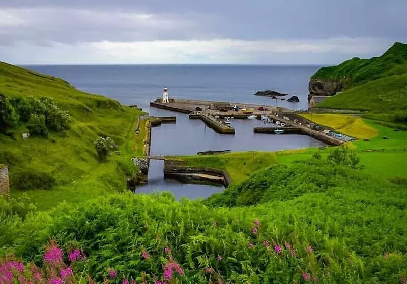 تختخواب و صبحانه Burnside Cottage