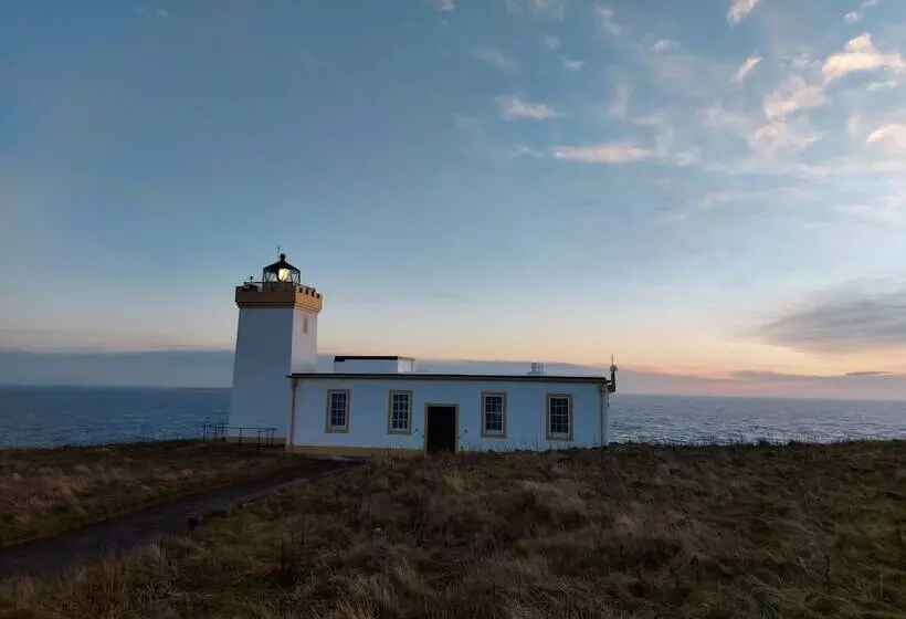 تختخواب و صبحانه Burnside Cottage