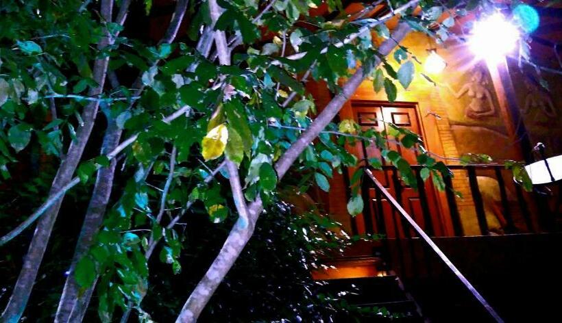 Hotel Luck Uyana Cabana Pinnawala