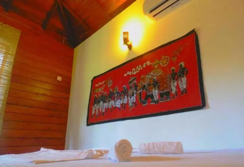 Hotelli Luck Uyana Cabana Pinnawala