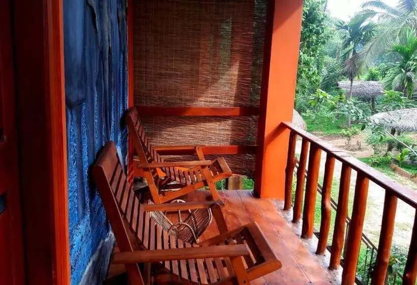 Hotelli Luck Uyana Cabana Pinnawala