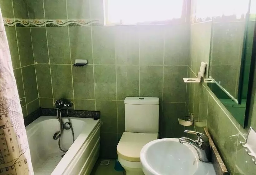 Mignonette Hotel & Suites