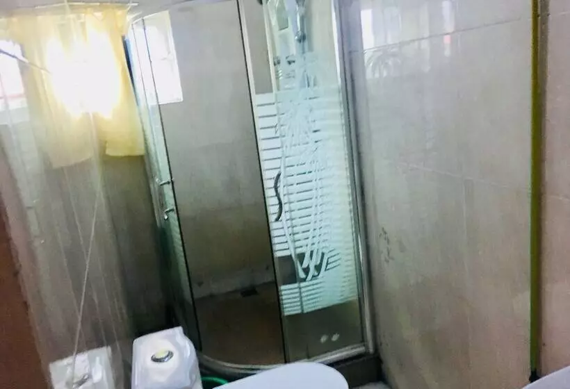 Mignonette Hotel & Suites