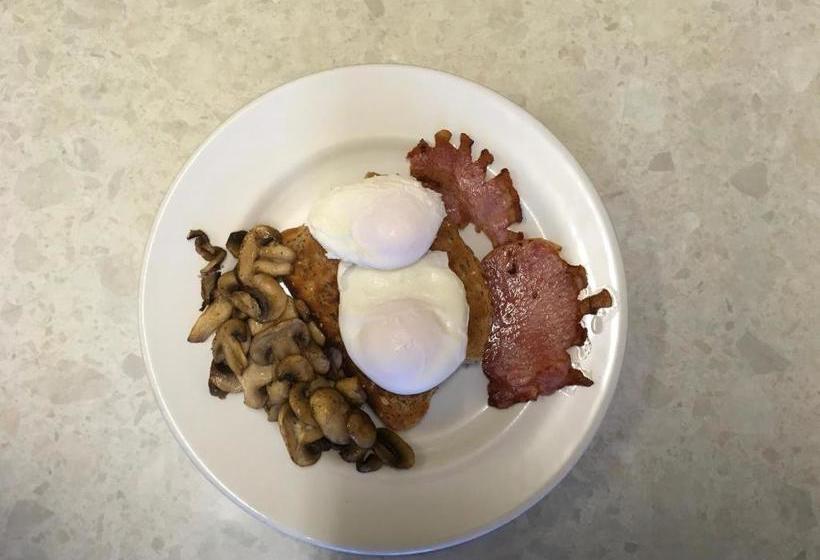 بنسيون Hawthorn House