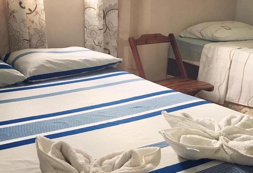 تختخواب و صبحانه Casa Dona Vilma