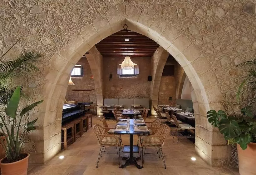 Aamiaismajoitus (B&B) Polis 1907 By Louis Hotels