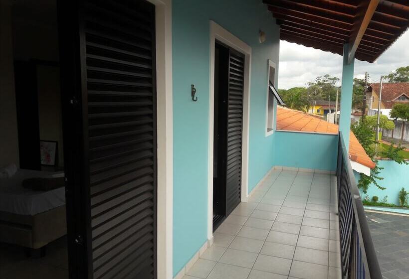 Blue House Hostel Peruíbe