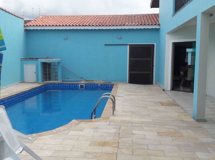 Blue House Hostel Peruíbe