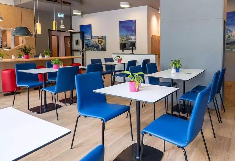 B&b Hotel Stuttgart Airport/messe