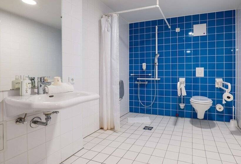 B&b Hotel Stuttgart Airport/messe