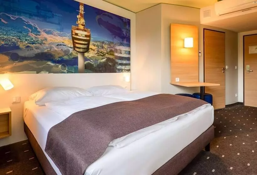B&b Hotel Stuttgart Airport/messe