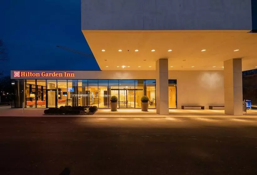 ホテル Hilton Garden Inn Wiener Neustadt