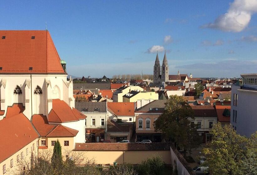 Hotel Hilton Garden Inn Wiener Neustadt